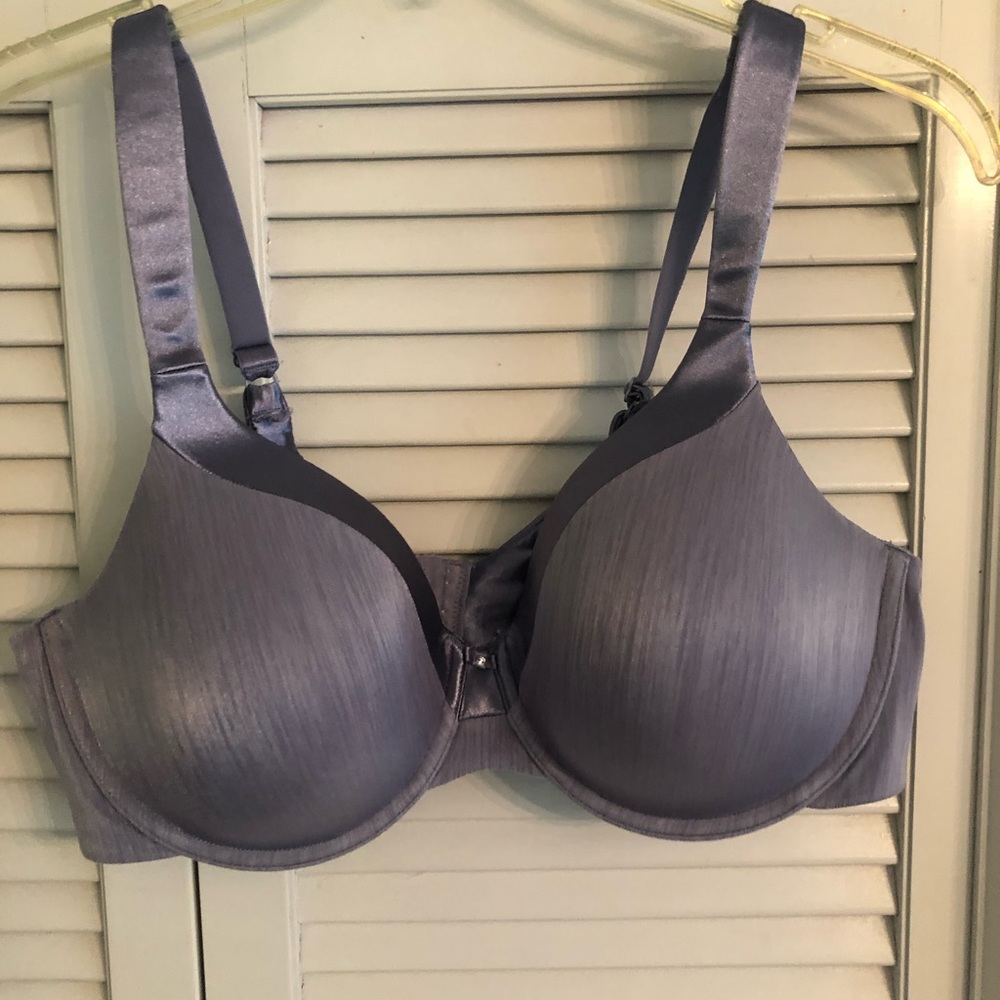40C underwire bra. Vanity Fair.  Grayish purple